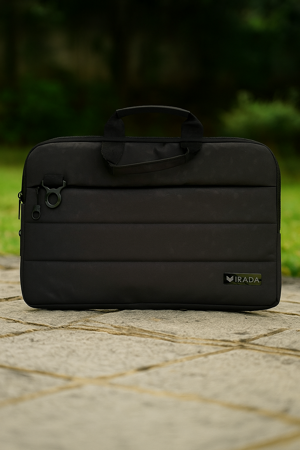 IRADA Black Laptop Sleeve with Handle